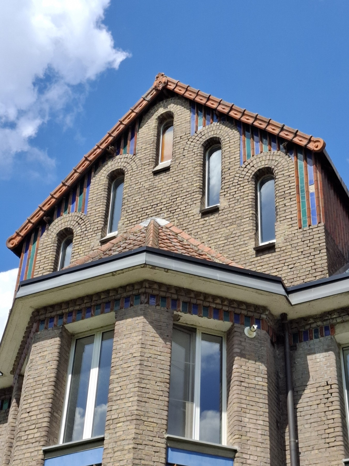 Kluisbos l 2025, Halle